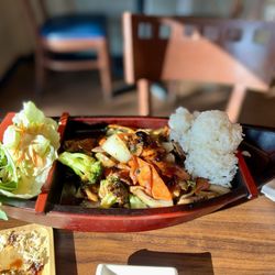 KANZI - Beef Teriyaki