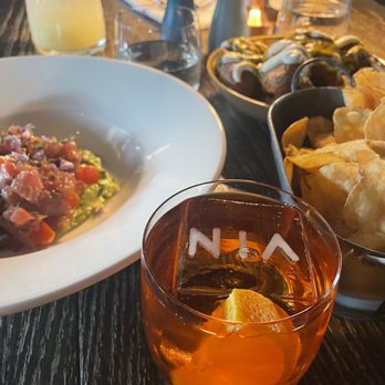 Porta Blu - Aperol Negroni, Tuna tartare, fried potatoes, margarita. - New American Near Me - Menlo Park, California