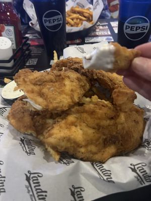 The Landing Eatery & Pub by null