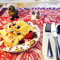 Puffin Inn Bed & Breakfast - Crepes anyone?:)