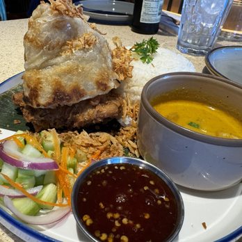 Khao Hom - Roti Gai Tod ($21.95) - Thai Near Me - Hayward, California Khao Hom - Roti Gai Tod ($21.95) - Thai Near Me - Hayward, California
