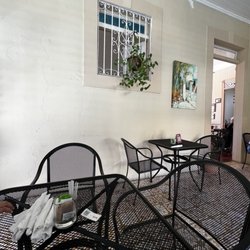 Dolche Salao - Part of indoor seating area