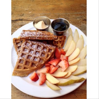 Green Bliss - Vegan & gluten free waffle with strawberries & pear slices - Coffee & Tea Near Me - Fullerton, California Green Bliss - Vegan & gluten free waffle with strawberries & pear slices - Coffee & Tea Near Me - Fullerton, California