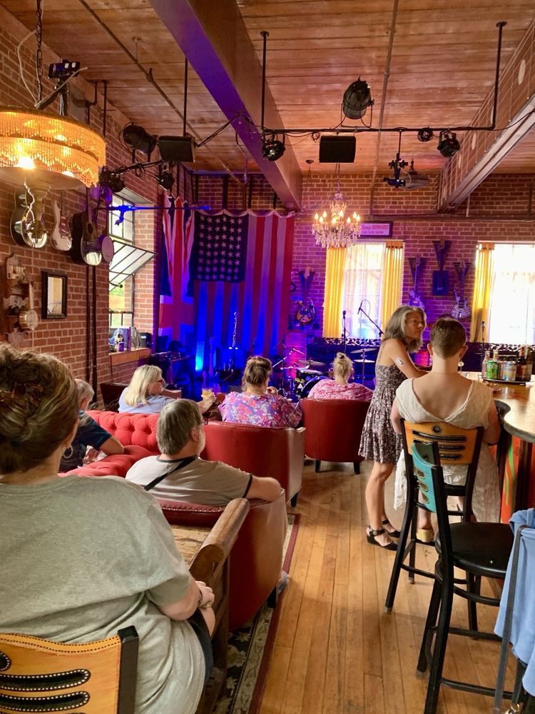 ASHEVILLE GUITAR BAR Updated October 2024 55 Photos & 53 Reviews