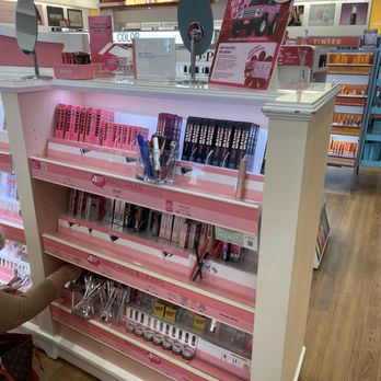 Ulta Beauty - Cosmetics & Beauty Supply Near Me - Vernon Hills, Illinois Ulta Beauty - Cosmetics & Beauty Supply Near Me - Vernon Hills, Illinois