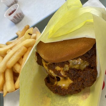 Original Tommy's - Alexandria special chili combo - Burgers Near Me - Westminster, California Original Tommy's - Alexandria special chili combo - Burgers Near Me - Westminster, California