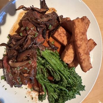 Feast - Onglet - New American Near Me - Tucson, Arizona