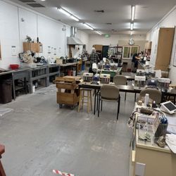 Crater Rock Museum & Gift Shop - Lapidary workshop
