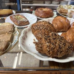 Baked good case Baked good case