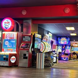 AMF North Ridgeville Lanes - Arcade
