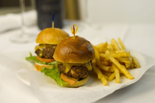 Jojo Restaurant and Bar by null