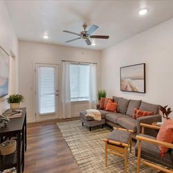 Ridge View Apartments - Living Room