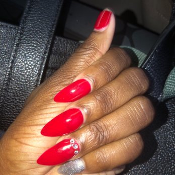 White Star Nail Salon - The thumb nail chipped - Nail Salons Near Me - Newark, New Jersey