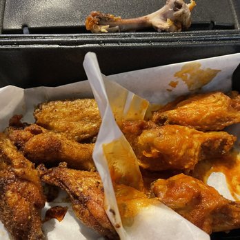Fire Wings - 7 wings (+1 set of bones) in the ten piece combo. Yet again. - American Near Me - Antelope, California Fire Wings - 7 wings (+1 set of bones) in the ten piece combo. Yet again. - American Near Me - Antelope, California