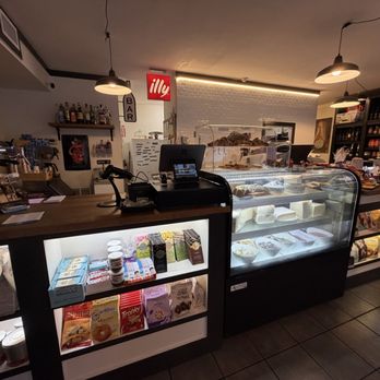 Bottega Bocconi - Italian Near Me - Middletown, Rhode Island