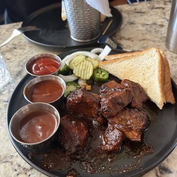 Penn To Paper - Burnt Ends - Barbeque Near Me - Midlothian, Texas