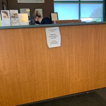 LensCrafters - Unfriendly front desk lady - Eyewear & Opticians Near Me - North Las Vegas, Nevada LensCrafters - Unfriendly front desk lady - Eyewear & Opticians Near Me - North Las Vegas, Nevada