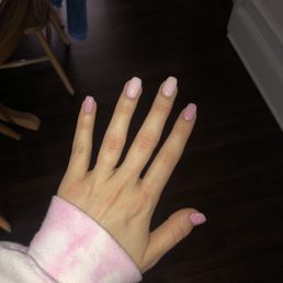 2 Tone pink nails, coffin shape (dip powder) 2 Tone pink nails, coffin shape (dip powder)
