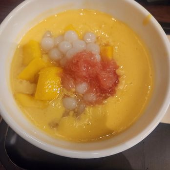 Makkee Dessert - Mango Pomelo Sago - Desserts Near Me - Rowland Heights, California