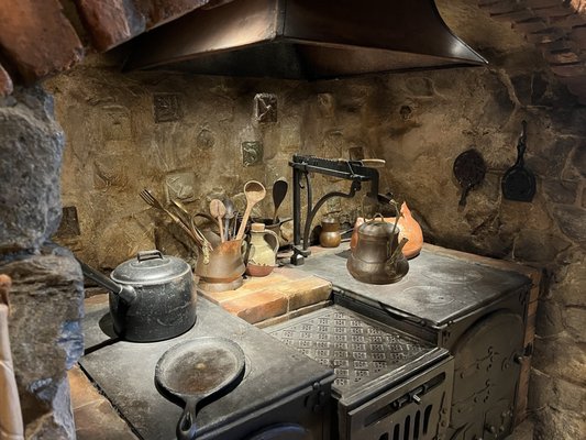 Hobbiton™ Movie Set Tours by null