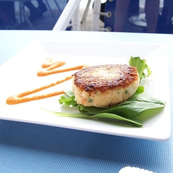Ray's Café - Crab cake appetizer - Seafood Near Me - Seattle, Washington Ray's Café - Crab cake appetizer - Seafood Near Me - Seattle, Washington