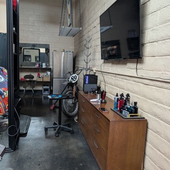 Brian's Cuttery - Barbers Near Me Brian's Cuttery - Barbers Near Me