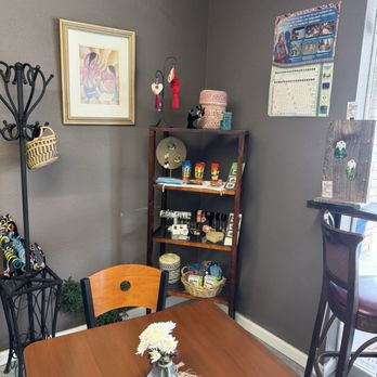 Mayan Winds - Interior - Coffee & Tea Near Me - Flagstaff, Arizona