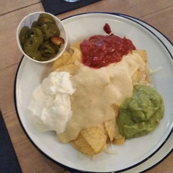 Scotch & Rye - The nachos were different,but delicious. - Cocktail Bars Near Me - Inverness, HLD