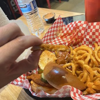 Wings and Chips - Chicken Wings Near Me - St. Charles, Illinois