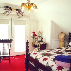 Greyhouse Inn Bed & Breakfast