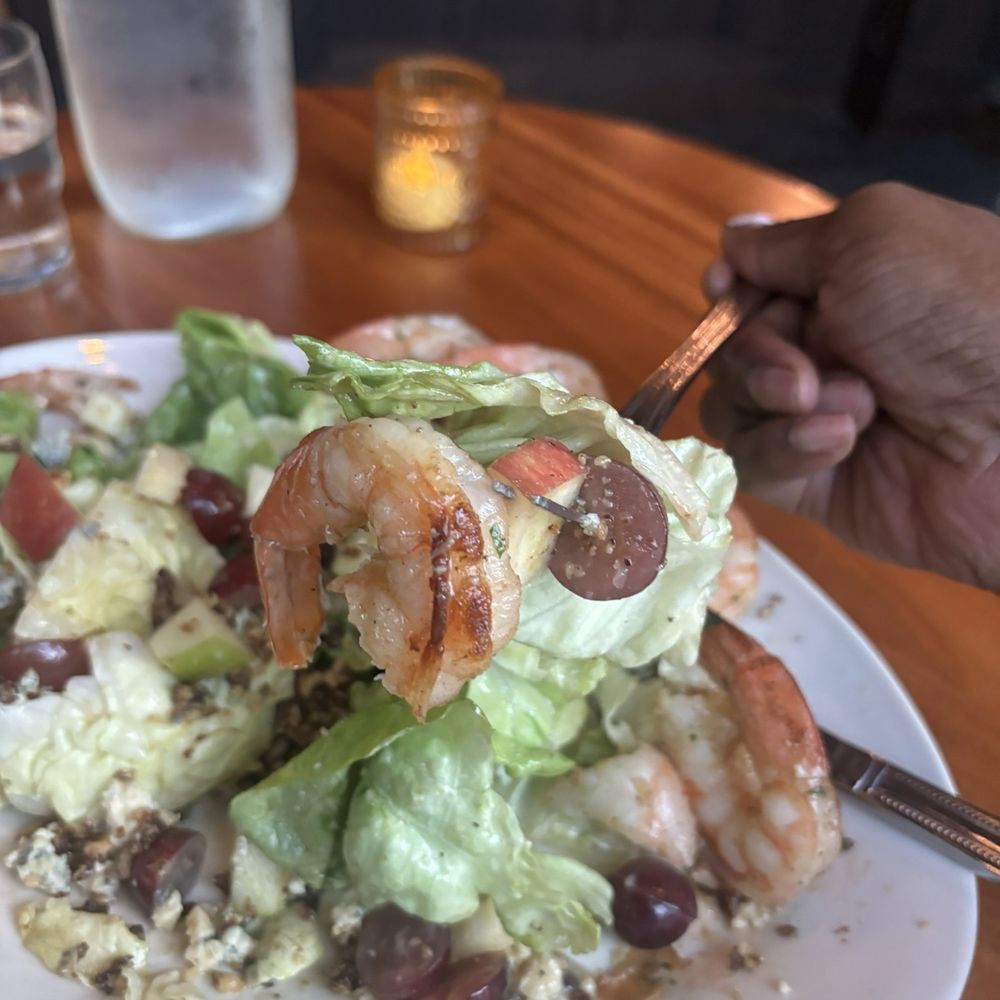 Butter Lettuce Salad with shrimp added