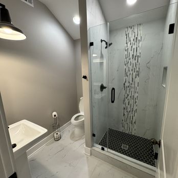 Sphere Construction - Half bath converted to full bath - General Contractors Near Me - Gallatin, Tennessee