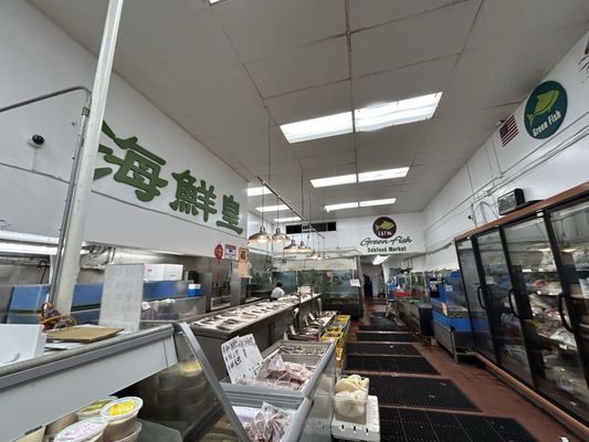 Green Produce and Seafood Market by null