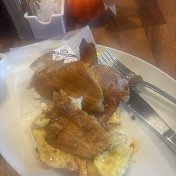 Highlands Cafè and Grill - Breakfast Sandwich on Croissant (bacon egg and cheese? - Coffee & Tea Near Me - Washington, DC, District of Columbia Highlands Cafè and Grill - Breakfast Sandwich on Croissant (bacon egg and cheese? - Coffee & Tea Near Me - Washington, DC, District of Columbia