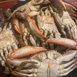 Jane's Seafood & Chinese Restaurant - Boiled Blue Point Crabs