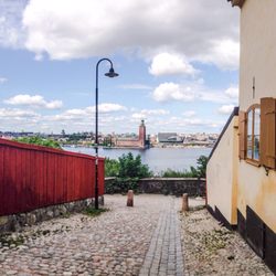 Monteliusvägen - Med strålande riddarfjärds- och stadshusvy, augusti 2016