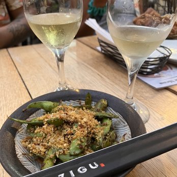 Zigu - My cousin took me and family here for dinner as our last night, everything we had was delicious! - Seafood Near Me - Honolulu, Hawaii