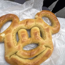 No salt pretzel