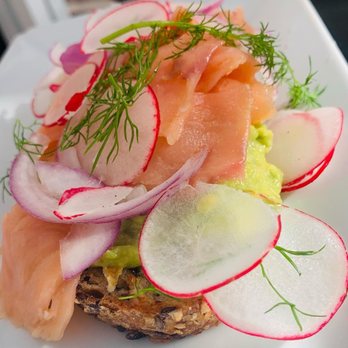 Bru's Wiffle - Smoked Salmon and Avocado Toast - Breakfast & Brunch Near Me - Santa Monica, California
