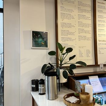 Toastique - Juice Bars & Smoothies Near Me - Alexandria, Virginia