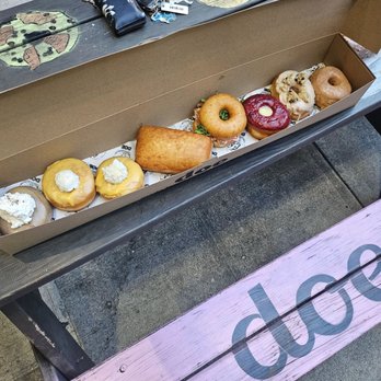 Doe Donuts - Amazing donuts - Donuts Near Me - Portland, Oregon