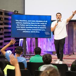 Mariners Church Huntington Beach - Engaging programs for youth