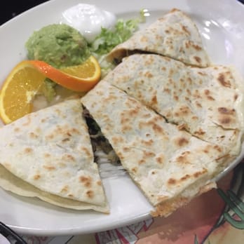 Los Compadres - Steak quesadilla, $6 happy hour - Mexican Near Me - Long Beach, California Los Compadres - Steak quesadilla, $6 happy hour - Mexican Near Me - Long Beach, California