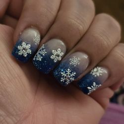Howe'bout Nails Salon - Winter nails (pre-Christmas)