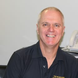 The Melbourne Sports Medicine Centre - Physiotherapist, Gordon McDonald, Director of The Melbourne Sports Medicine Centre