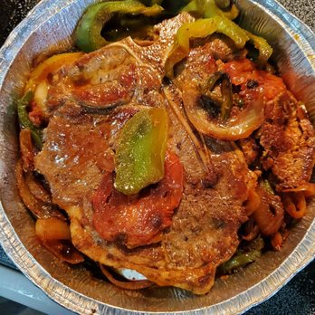 El Mariachi - T-BONE MEXICANA. TONS OF VEGGIES UNDERNEATH. DECENT SIZED STEAK. - Mexican Near Me - Johnston, Iowa