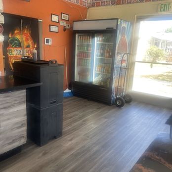 El Terre Yaki Grill - Drink cooler - Mexican Coke available - Mexican Near Me - Pomona, California El Terre Yaki Grill - Drink cooler - Mexican Coke available - Mexican Near Me - Pomona, California
