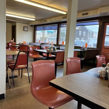 Sunrise Restaurant - Interior - Diners Near Me - Dewey Beach, Delaware Sunrise Restaurant - Interior - Diners Near Me - Dewey Beach, Delaware