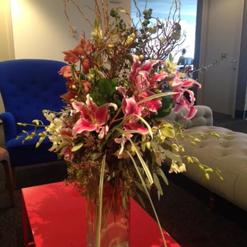 Central Square Florist - office arrangement - Florists Near Me - Cambridge, Massachusetts