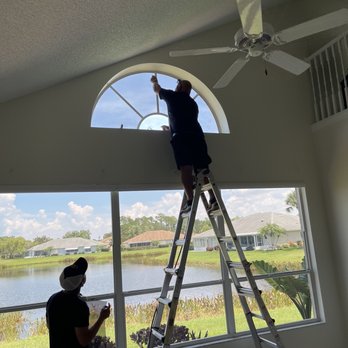 Classic Window Film - You can see from the middle circle of the window the amount of light we had coming in all windows - Home Window Tinting Near Me - Port Richey, Florida Classic Window Film - You can see from the middle circle of the window the amount of light we had coming in all windows - Home Window Tinting Near Me - Port Richey, Florida